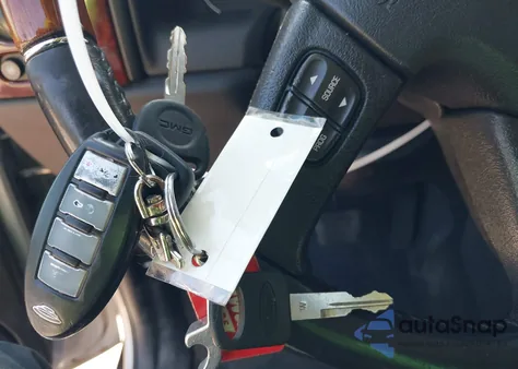 2006 GMC Envoy Xl Denali z USA, uszkodzony, nr VIN 1GKET66M666164373